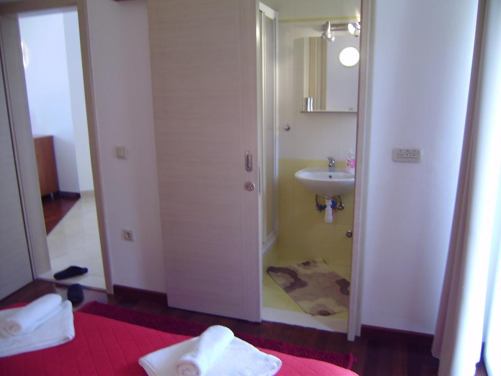 Apartment Lenka Zavala Zimmer foto